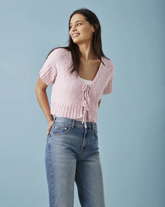 Erbjudande Stickmönster till Ida-garnet 898305 Kortärmad cardigan