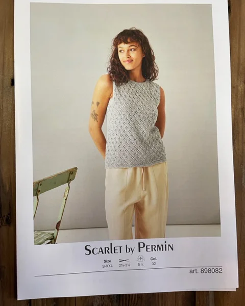 Populärt val Stickmönster till Scarlet garnet 89802 top