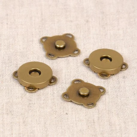 2st Magnettryckknappar 19 mm - Mässingsfärgad Beställ nu
