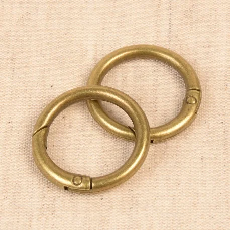Erbjudandepris 2st öppningsbara metallringar 25mm - Mässingsfärg