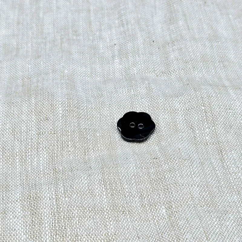 Pärlemorknapp blomma 2 hål 15mm Säker betalning