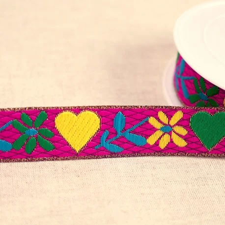 Dekorband 25mm Hjärtan och blommor Cerise Erbjudande