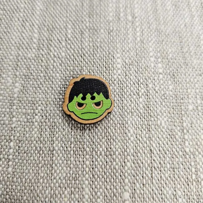 Endast idag Träknapp 2 hål Hulken