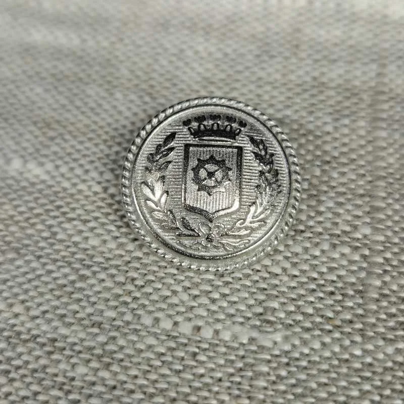 Sista chansen Metallknapp med hals Silver