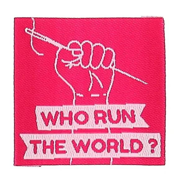 Vävd etikett Who Run The World?, 4 st Nyhet